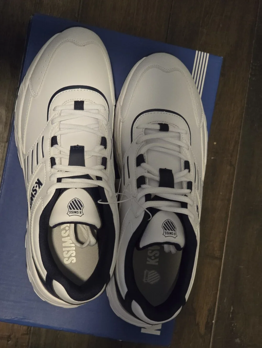 K-Swiss Men's Classic Casual Sneakers White/Black Size 11 NWT
